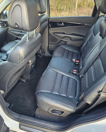 Kia Sorento cena 87000 przebieg: 154000, rok produkcji 2015 z Pobiedziska małe 154